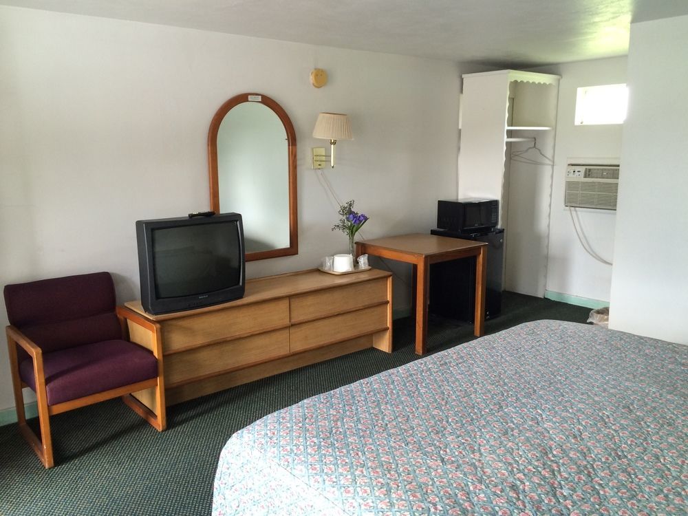 Economy Inn - Lawtey Экстерьер фото