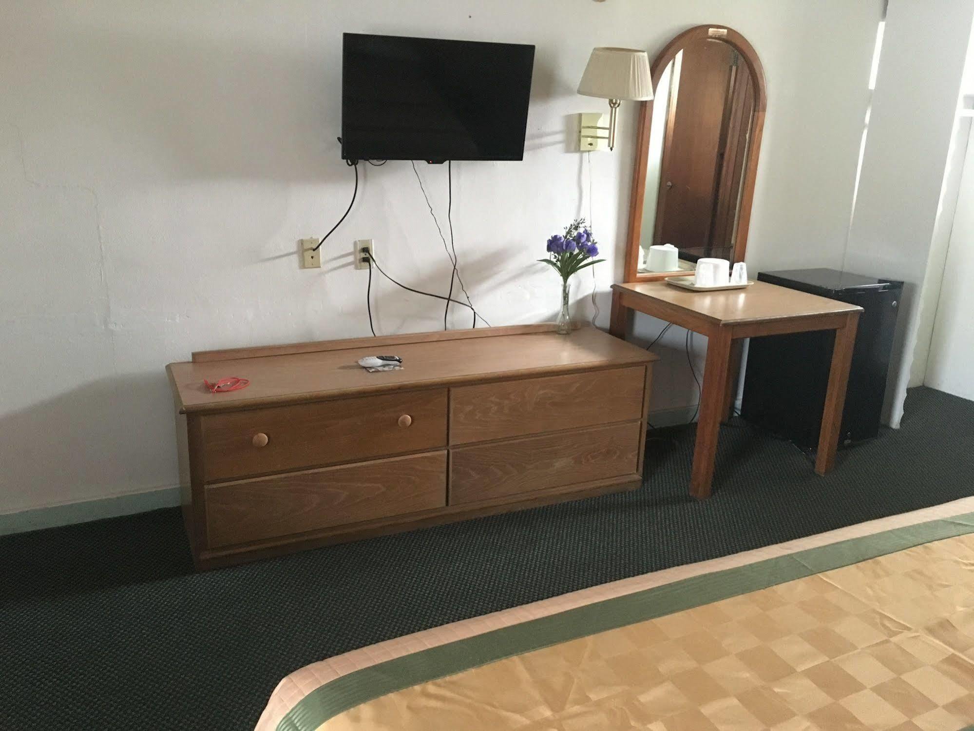 Economy Inn - Lawtey Экстерьер фото